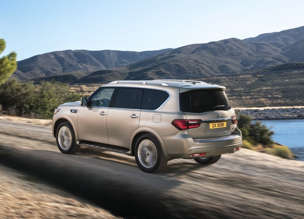 2018 - INFINITI QX80, foto 24