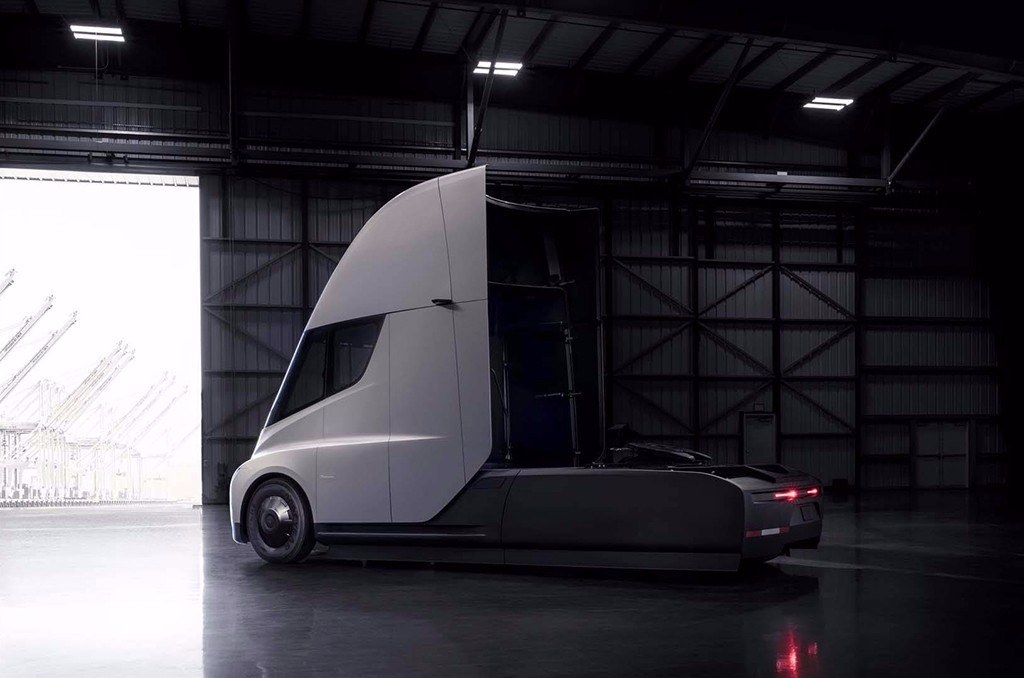 2019 - TESLA SEMI, foto 6