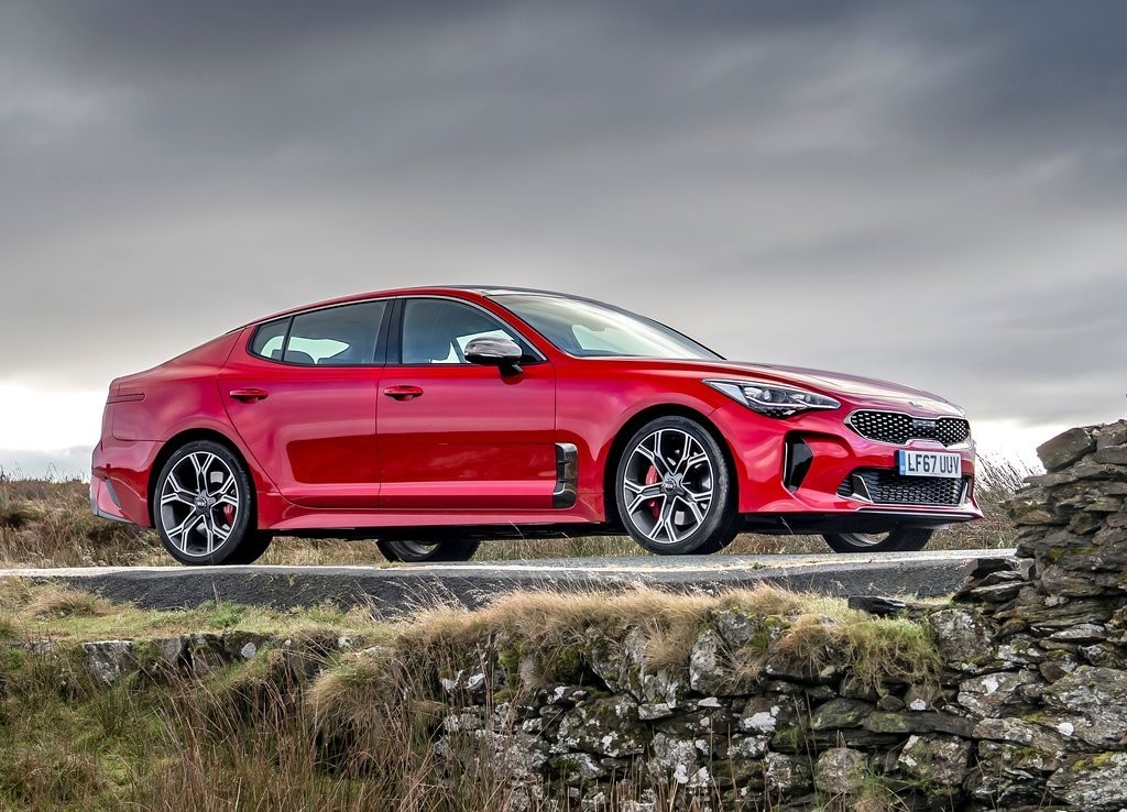 2018 - KIA STINGER UK VERSION, foto 2