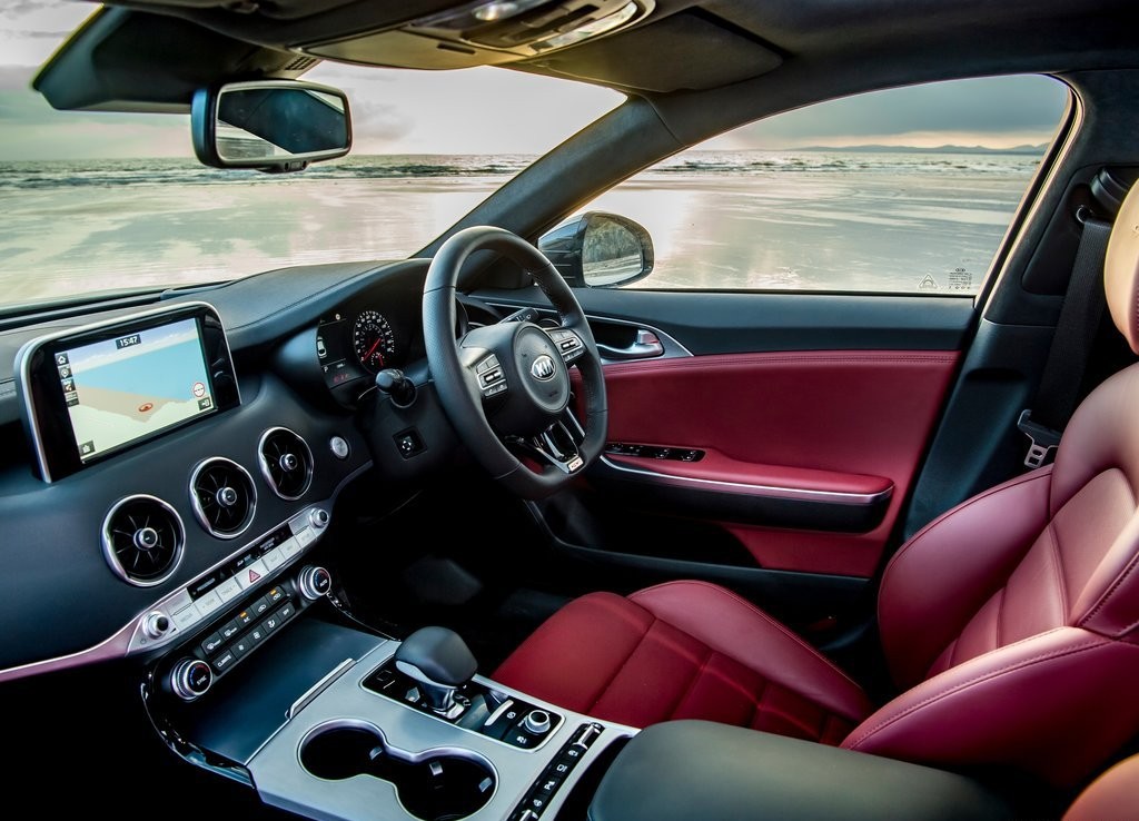 2018 - KIA STINGER UK VERSION, foto 113