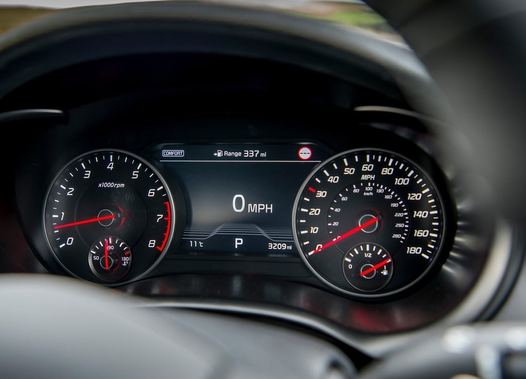 2018 - KIA STINGER UK VERSION, foto 126