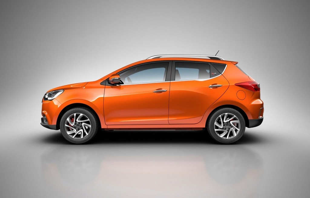 2017 - JAC S2, foto 2