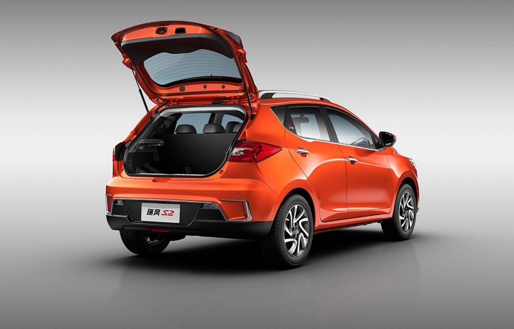 2017 - JAC S2, foto 7