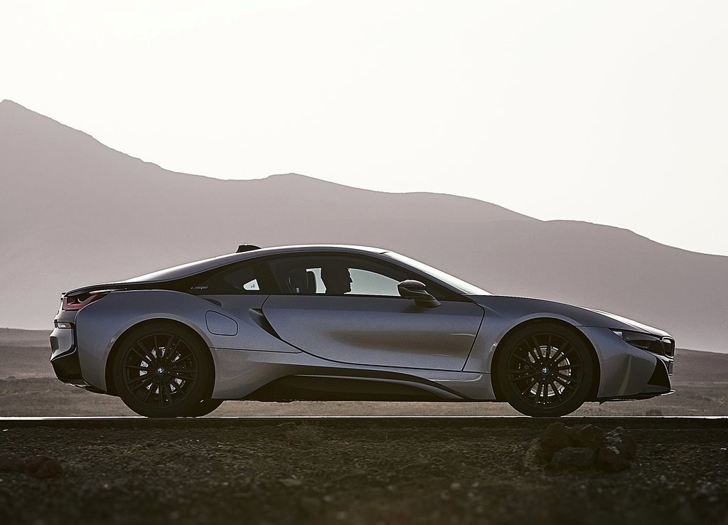 2019 - BMW i8 COUPE, foto 8