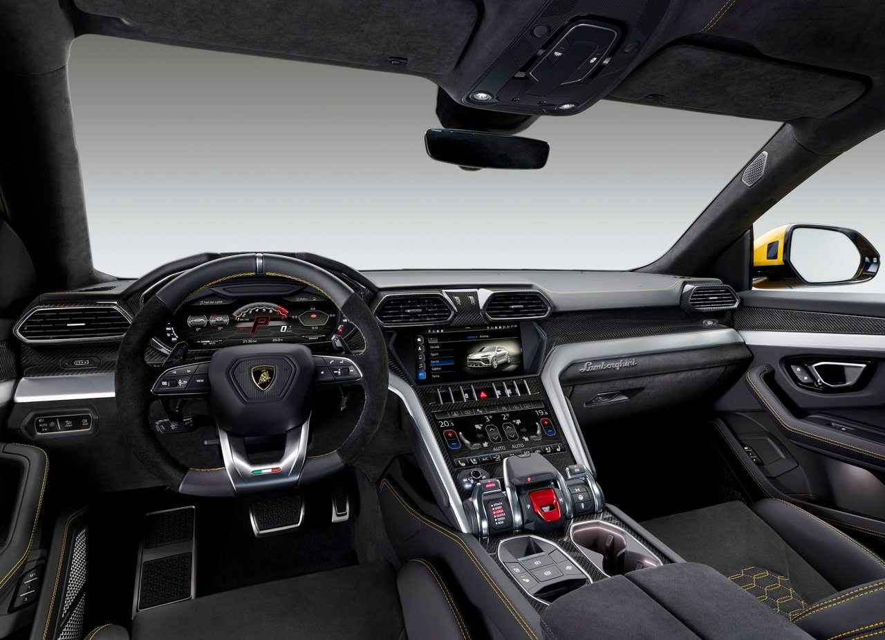 LAMBORGHINI URUS, foto 221