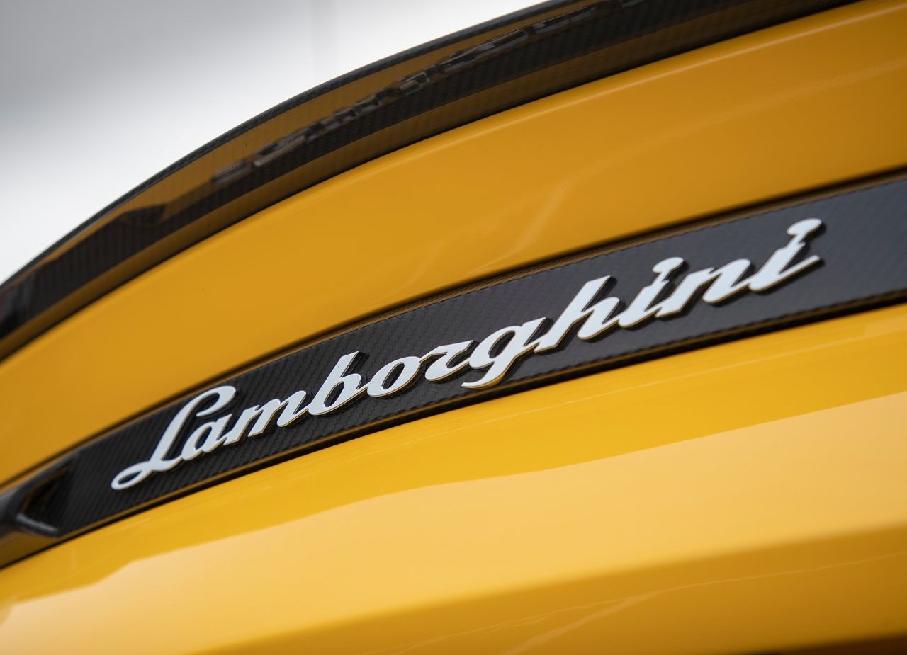 LAMBORGHINI URUS, foto 229