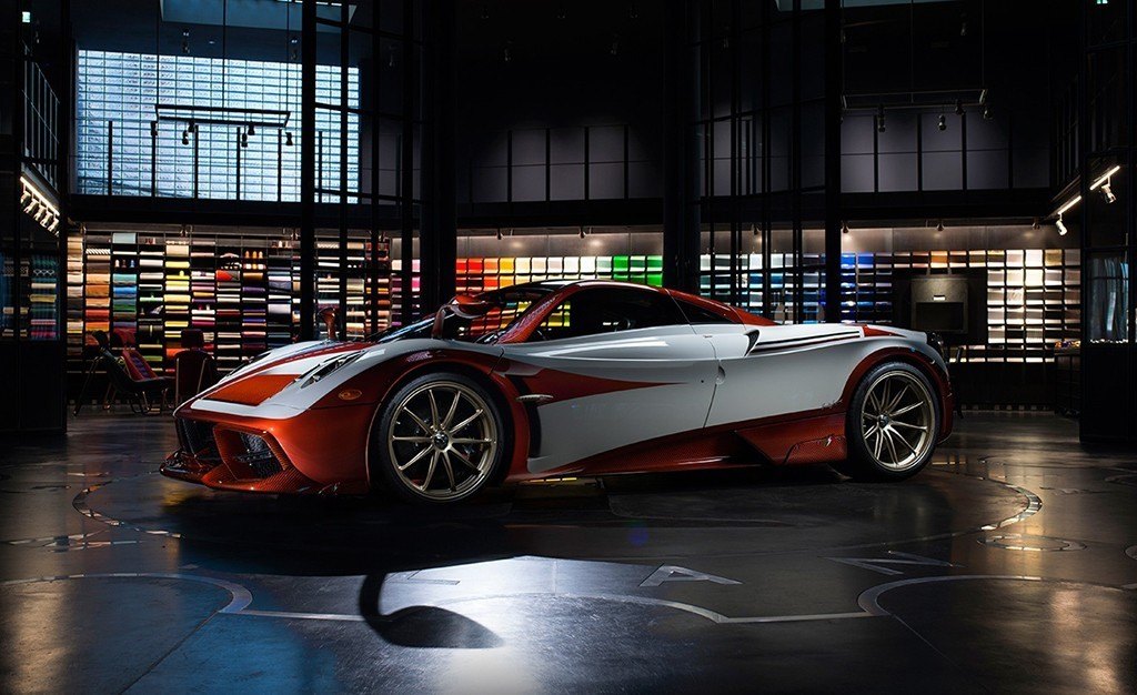 2017 - PAGANI HUAYRA LAMPO, foto 1