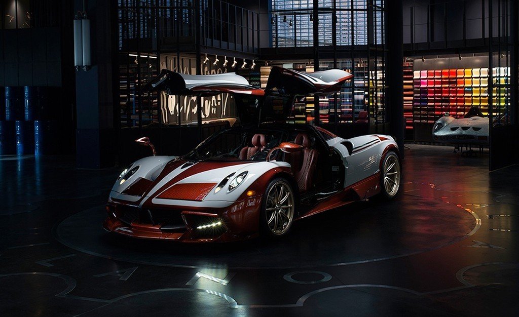 2017 - PAGANI HUAYRA LAMPO, foto 3