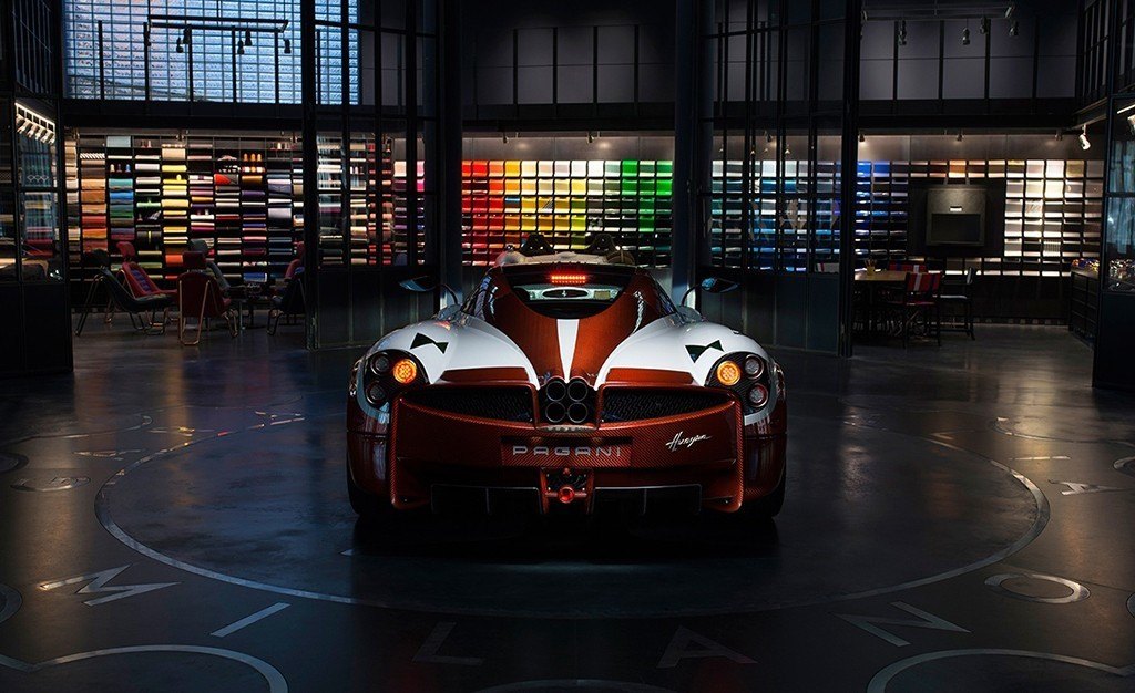 2017 - PAGANI HUAYRA LAMPO, foto 6