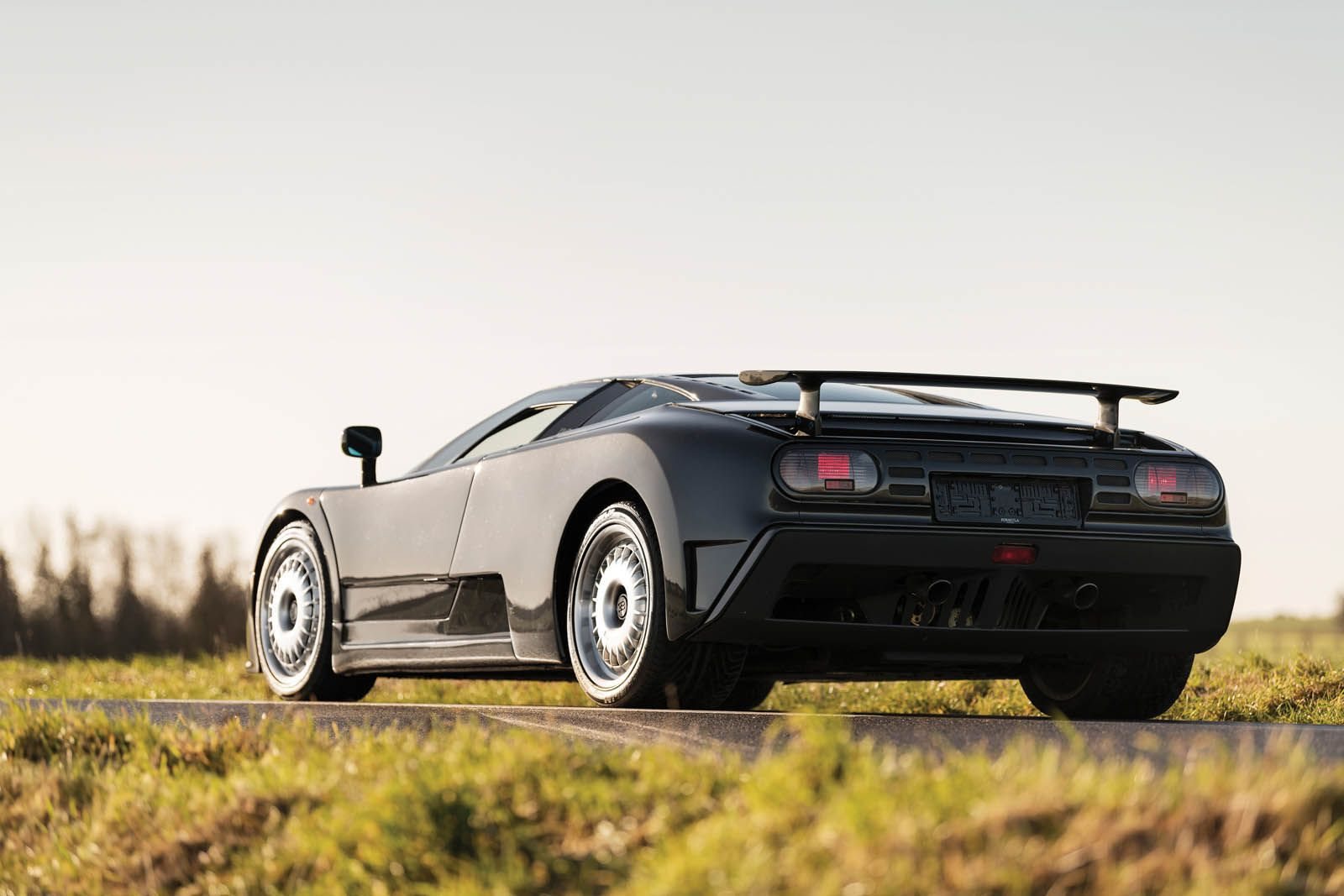 BUGATTI EB-110 GT BLACK, foto 2