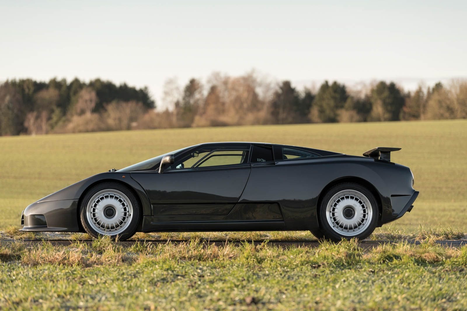 BUGATTI EB-110 GT BLACK, foto 3