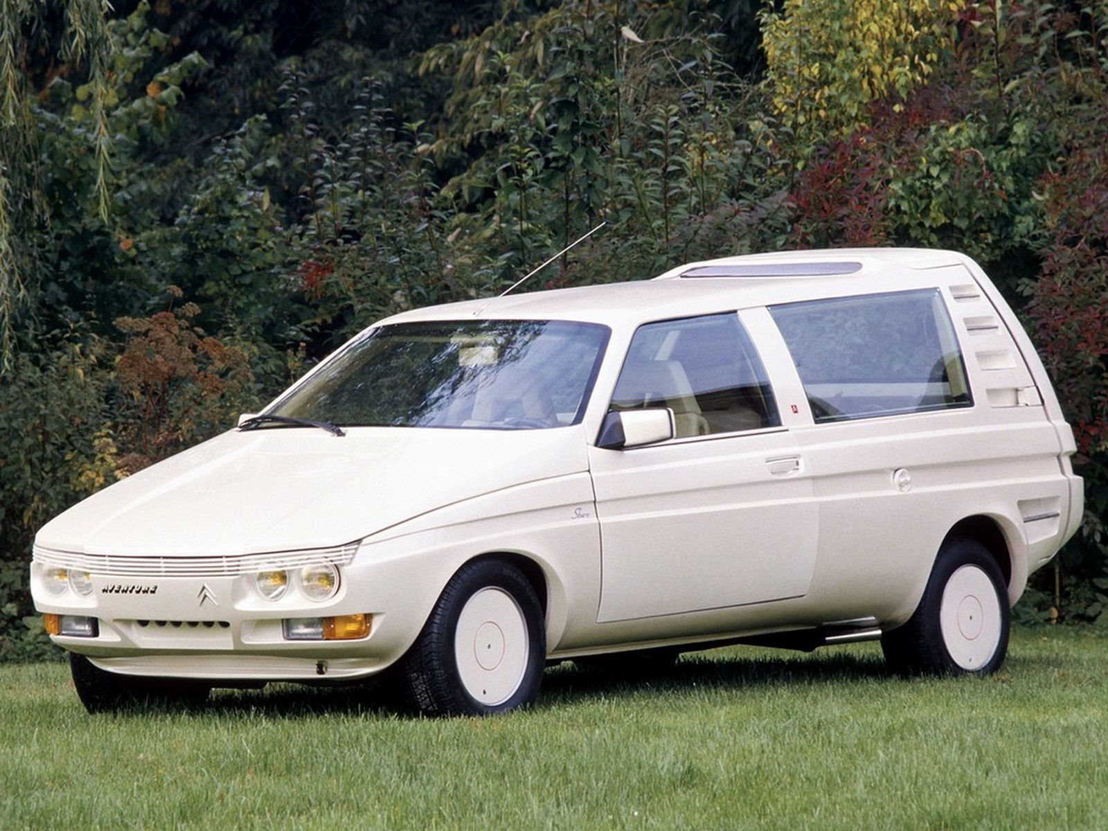 1986 - CITROËN C-15 AVENTURE CONCEPT BY SBARRO, foto 2