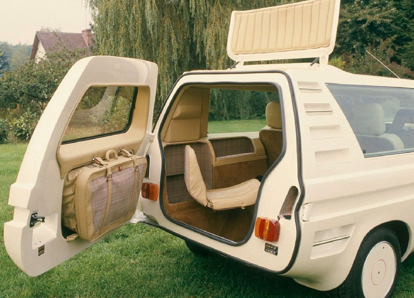 1986 - CITROËN C-15 AVENTURE CONCEPT BY SBARRO, foto 8