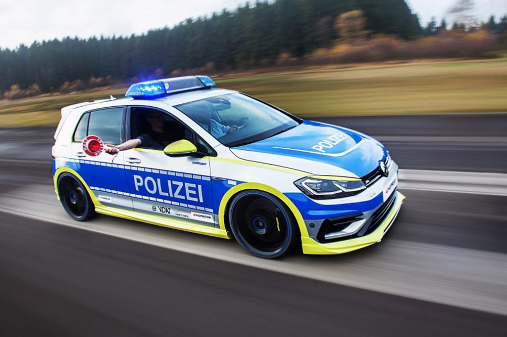2018 - VOLKSWAGEN GOLF 400R GERMAN POLICE BY OETTINGER, foto 2