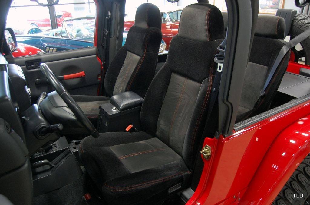 2005 - JEEP WRANGLER UNLIMITED SRT-10, foto 9