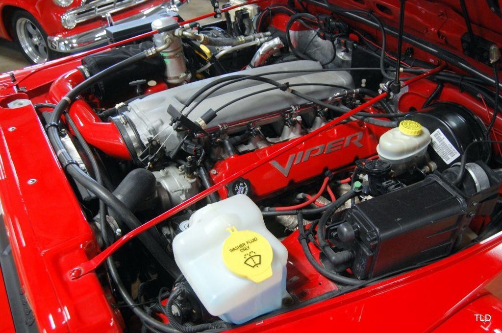 2005 - JEEP WRANGLER UNLIMITED SRT-10, foto 11