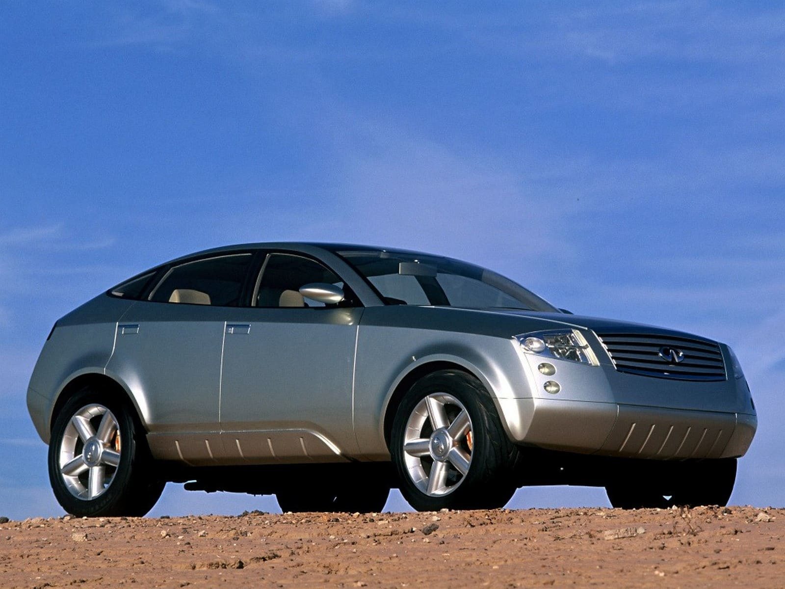 2001 - INFINITI FX45 CONCEPT, foto 5