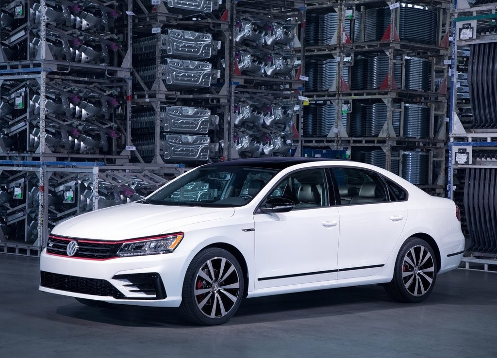 2018 - VOLKSWAGEN PASSAT GT US VERSION, foto 1