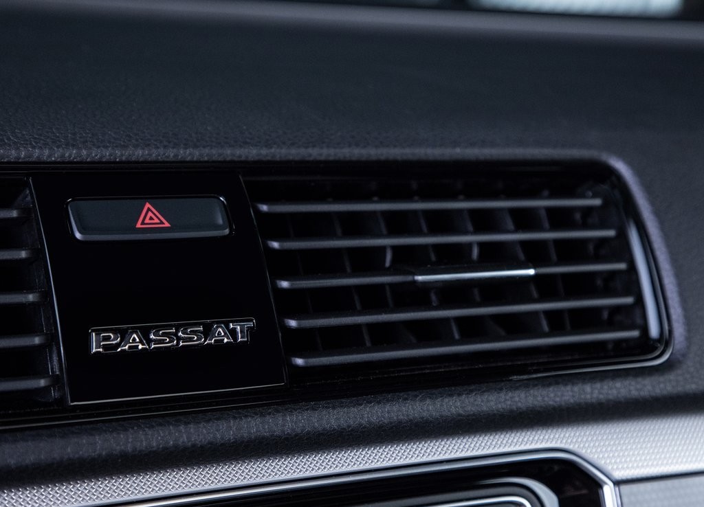 2018 - VOLKSWAGEN PASSAT GT US VERSION, foto 13