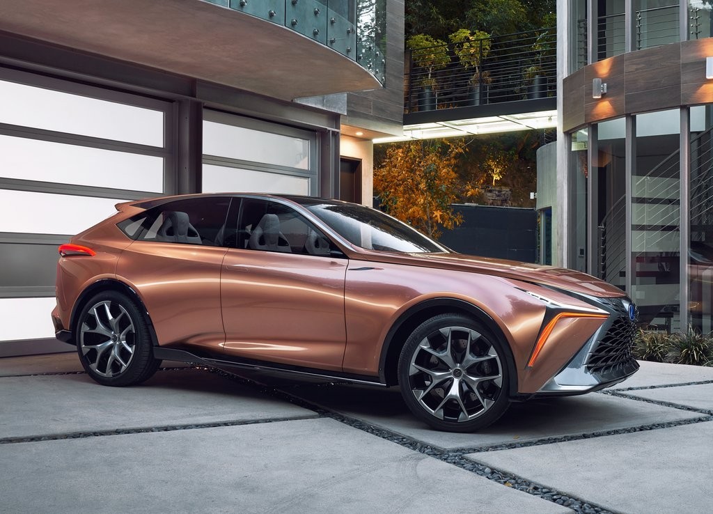 2018 - LEXUS LF-1 LIMITLESS CONCEPT, foto 7
