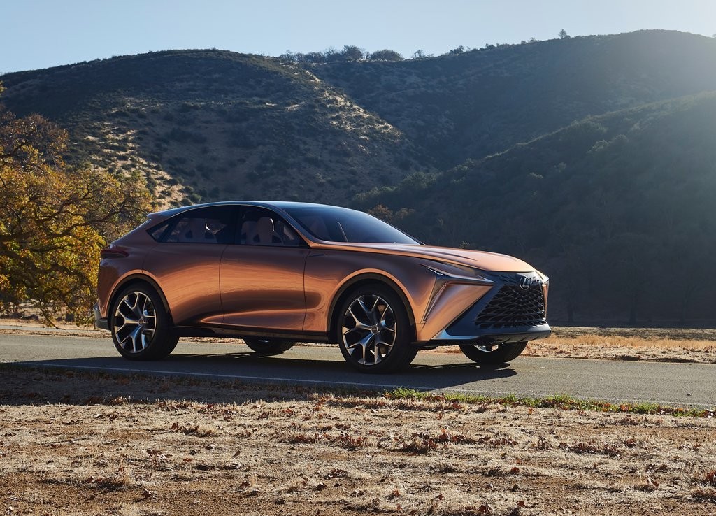 2018 - LEXUS LF-1 LIMITLESS CONCEPT, foto 8