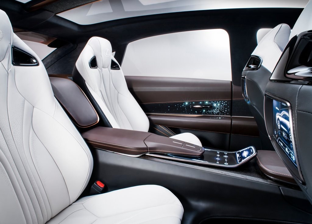 2018 - LEXUS LF-1 LIMITLESS CONCEPT, foto 45
