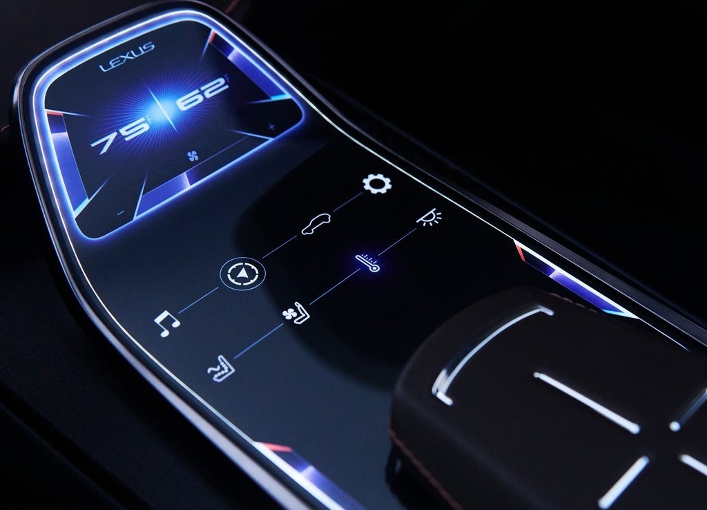 2018 - LEXUS LF-1 LIMITLESS CONCEPT, foto 48