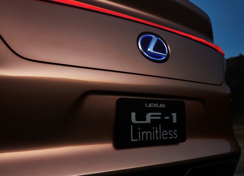 2018 - LEXUS LF-1 LIMITLESS CONCEPT, foto 67