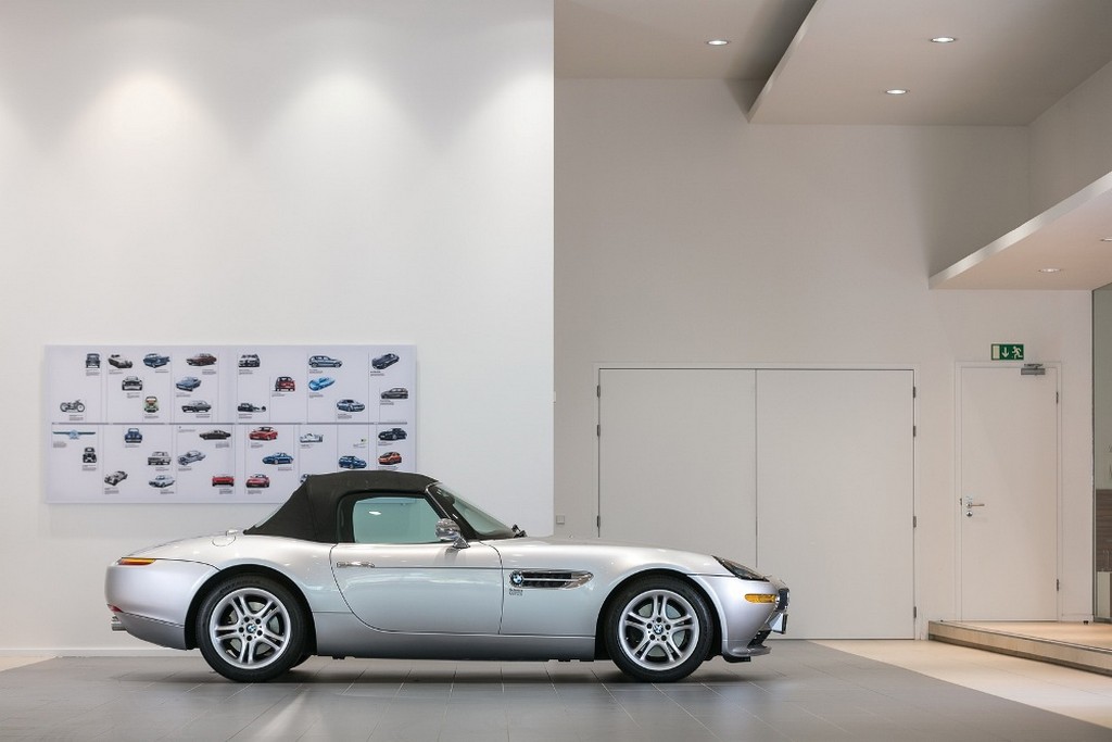 2001 - BMW Z8 ROADSTER US VERSION, foto 3