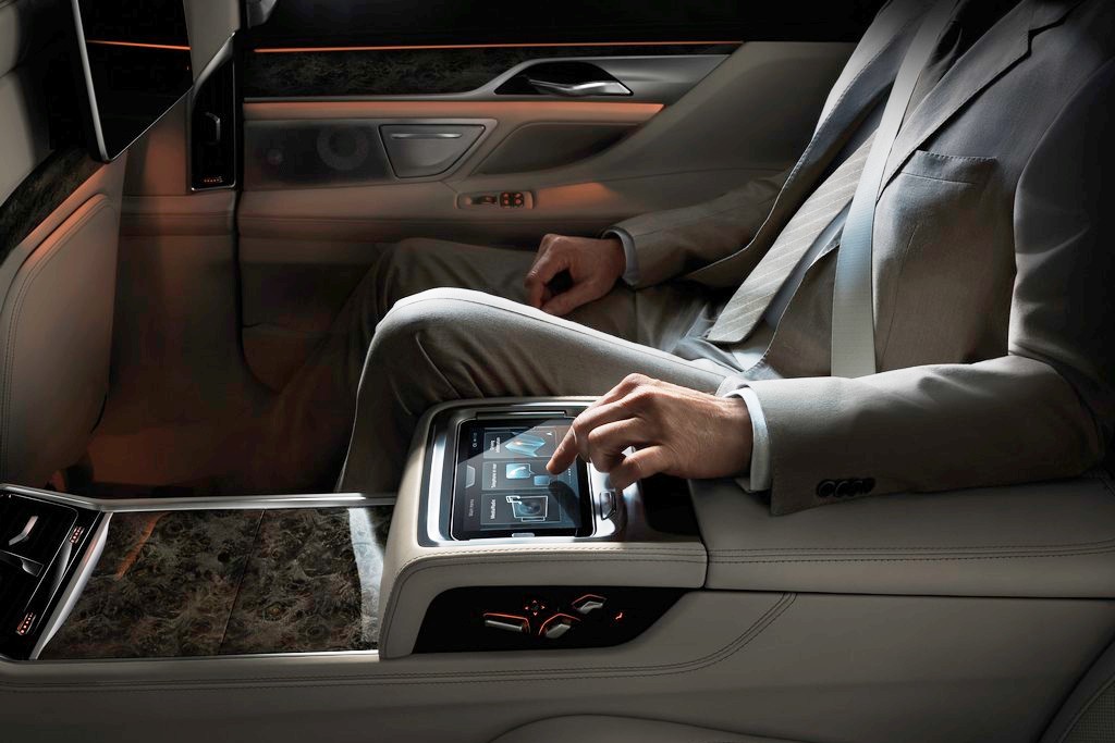 BMW 750Li PURE EXCELLENCE, foto 25