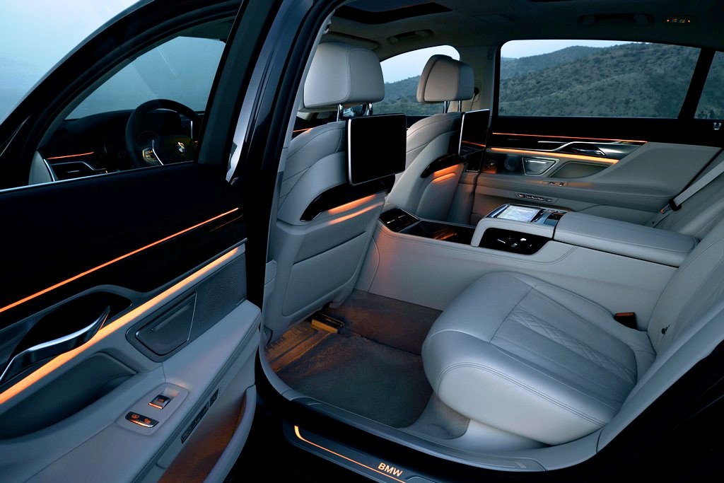 BMW 750Li PURE EXCELLENCE, foto 33