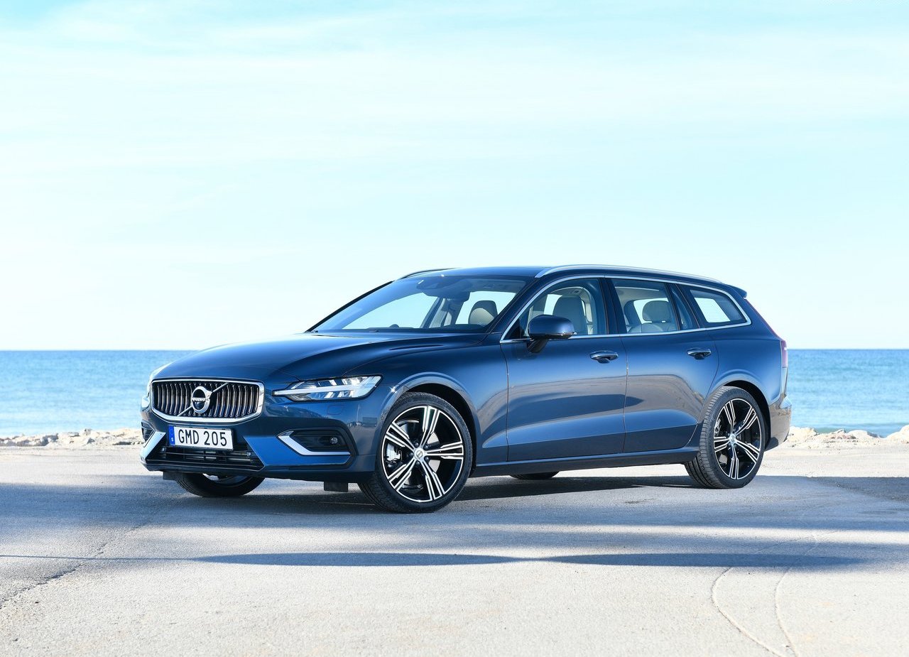 2019 - VOLVO V60, foto 2