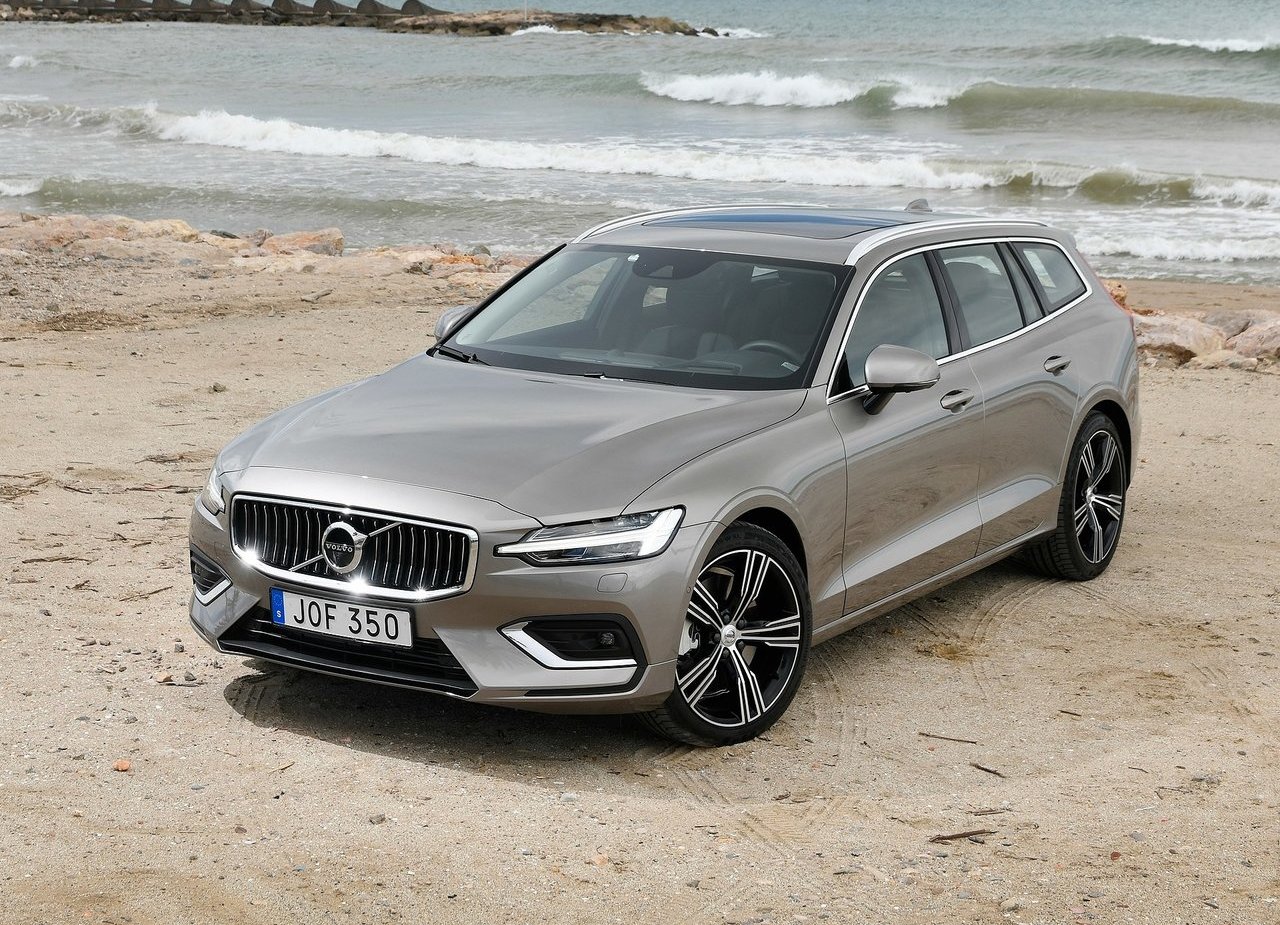 2019 - VOLVO V60, foto 9