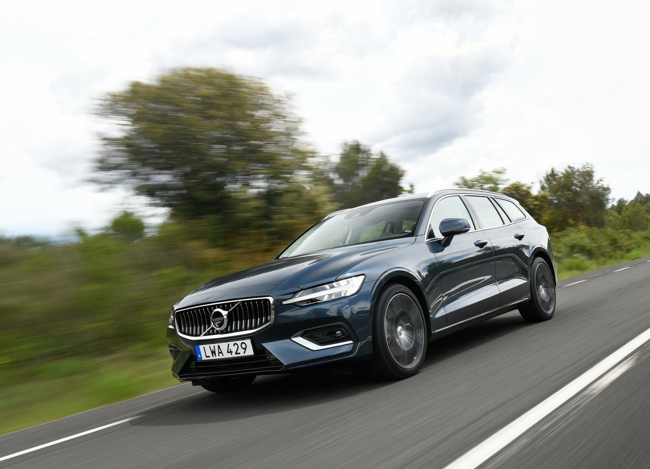 2019 - VOLVO V60, foto 35