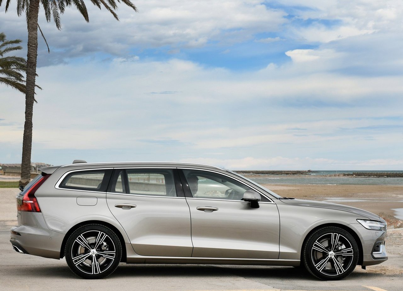 2019 - VOLVO V60, foto 62