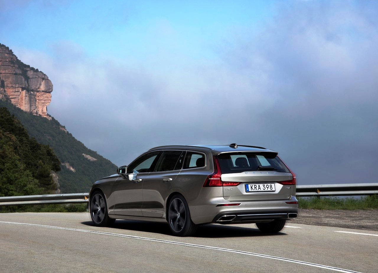 2019 - VOLVO V60, foto 95