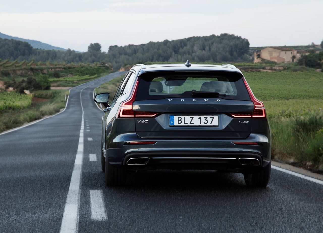 2019 - VOLVO V60, foto 120
