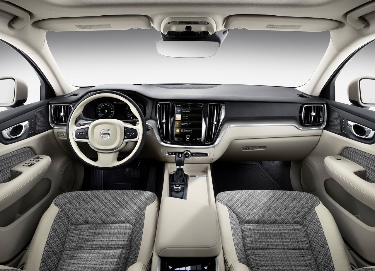 2019 - VOLVO V60, foto 137