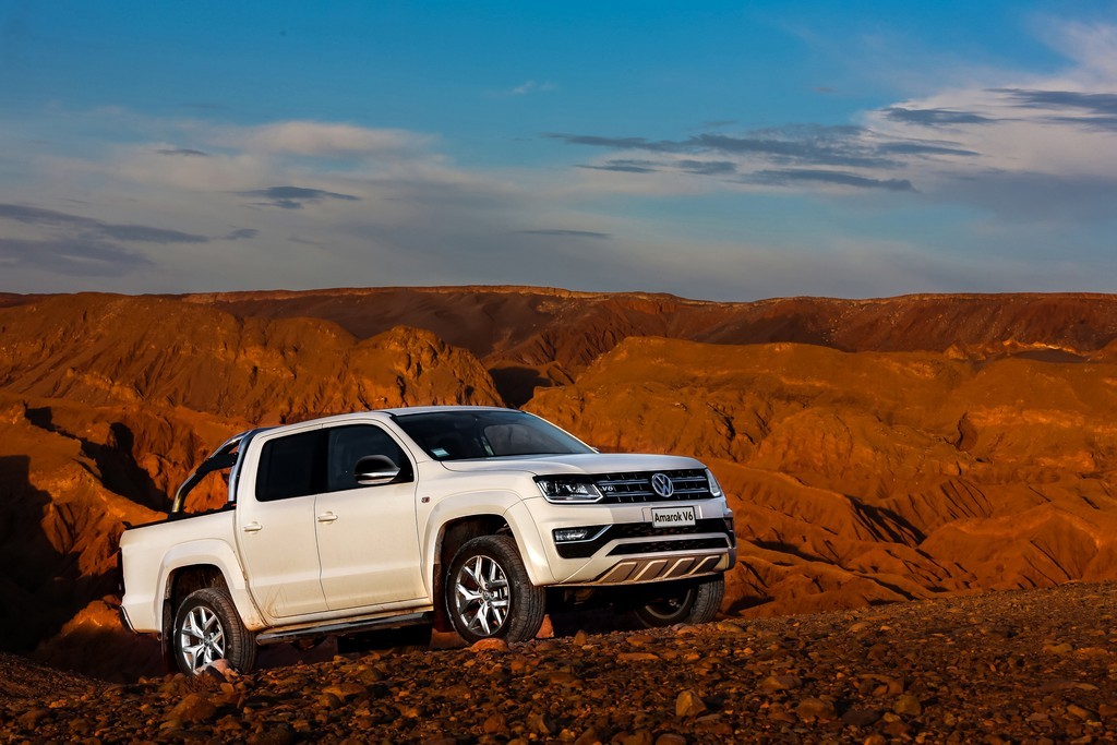 2018 - VOLKSWAGEN AMAROK V6 HIGHLINE, foto 2
