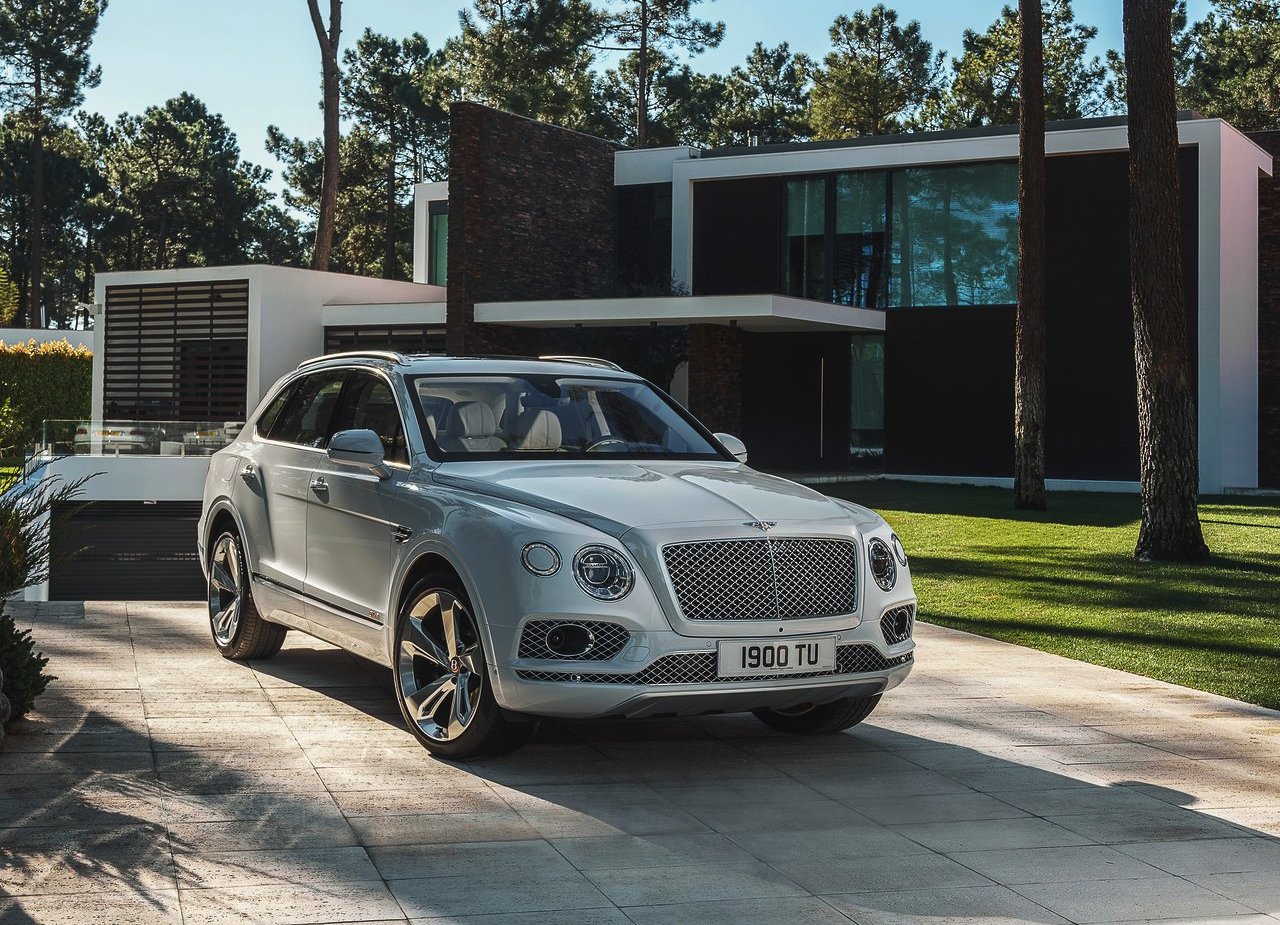 BENTLEY BENTAYGA HYBRID, foto 3