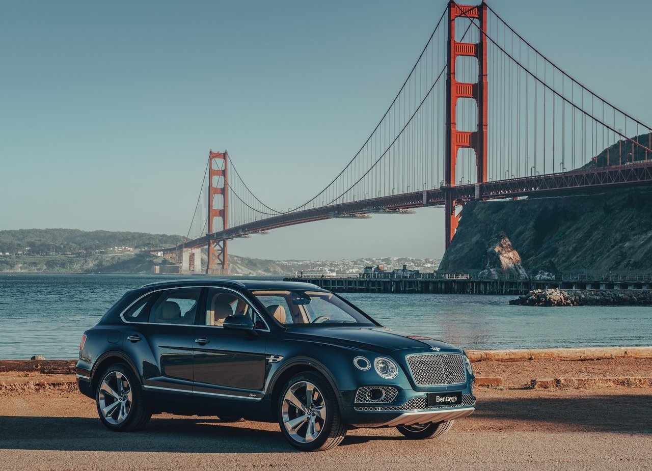 BENTLEY BENTAYGA HYBRID, foto 7