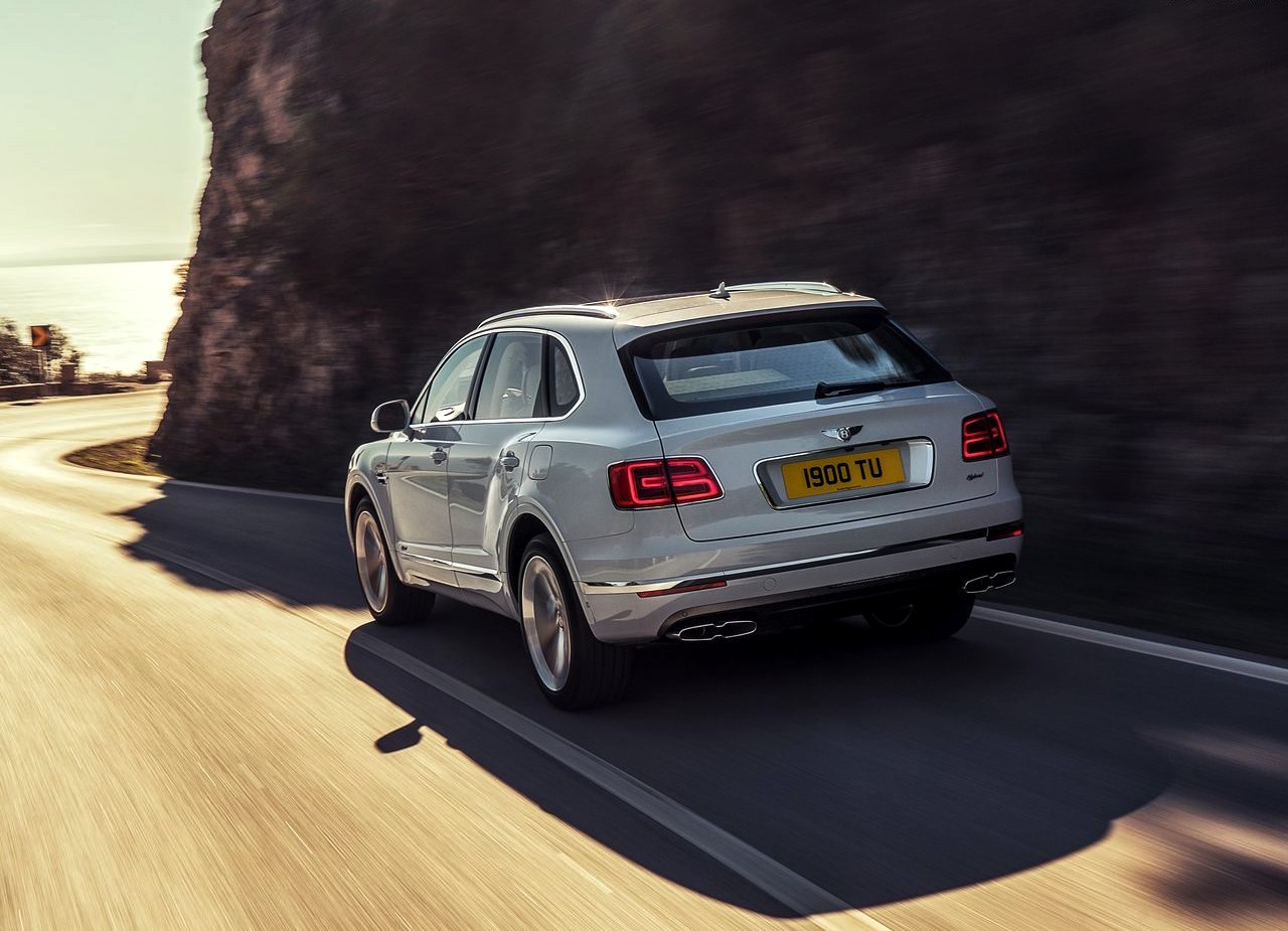 BENTLEY BENTAYGA HYBRID, foto 34