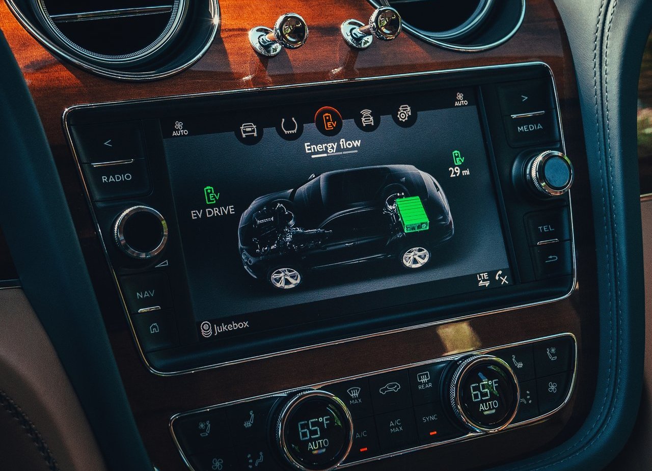 BENTLEY BENTAYGA HYBRID, foto 50