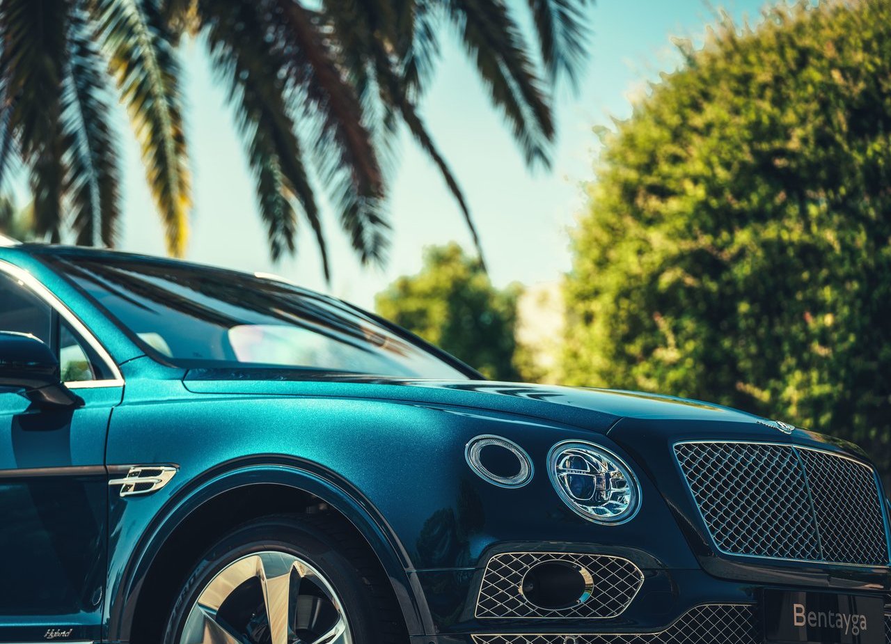 BENTLEY BENTAYGA HYBRID, foto 62