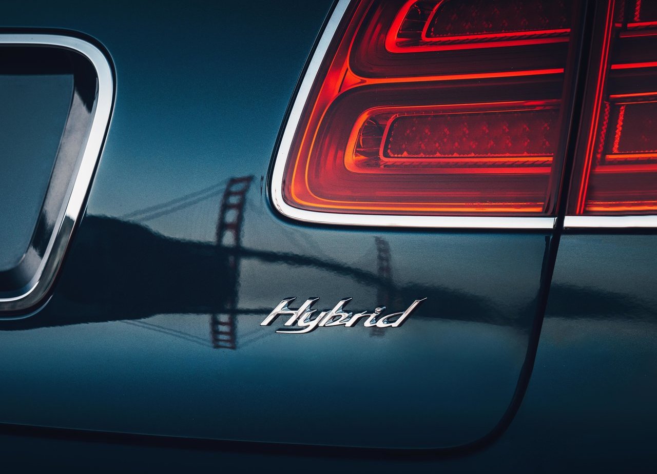 BENTLEY BENTAYGA HYBRID, foto 69
