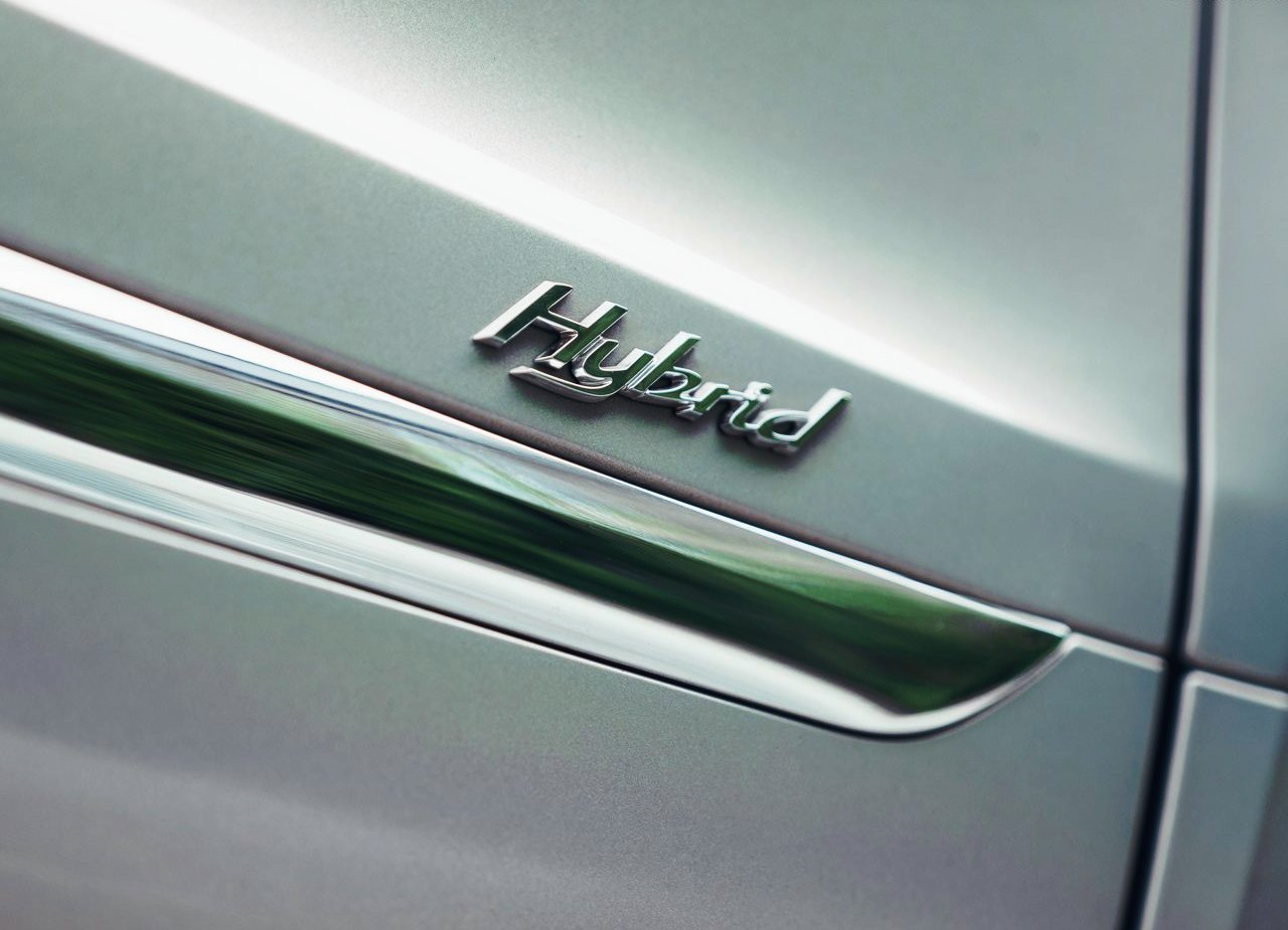 BENTLEY BENTAYGA HYBRID, foto 70