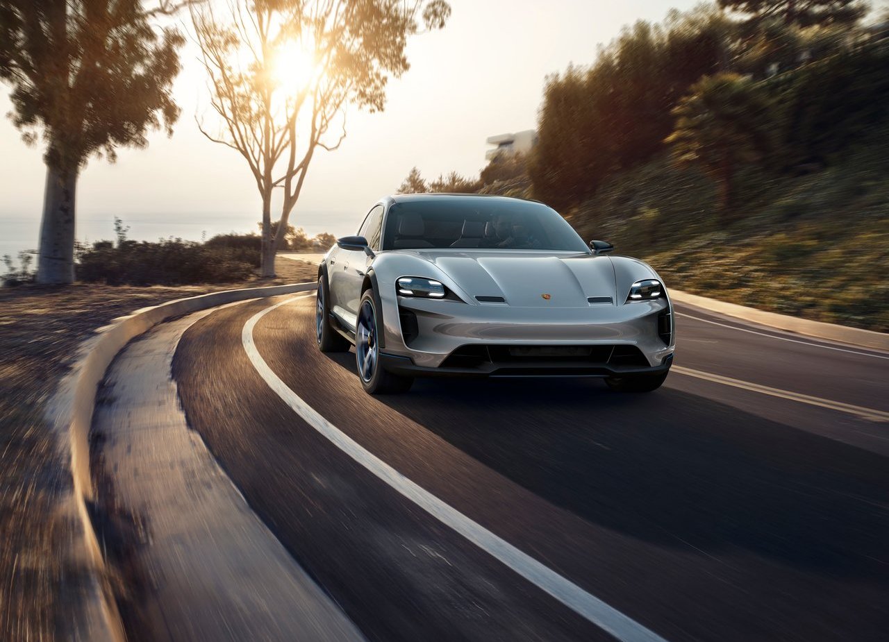 2018 - PORSCHE MISSION E CROSS TURISMO CONCEPT, foto 5
