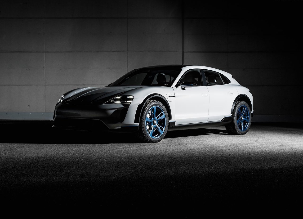 2018 - PORSCHE MISSION E CROSS TURISMO CONCEPT, foto 6