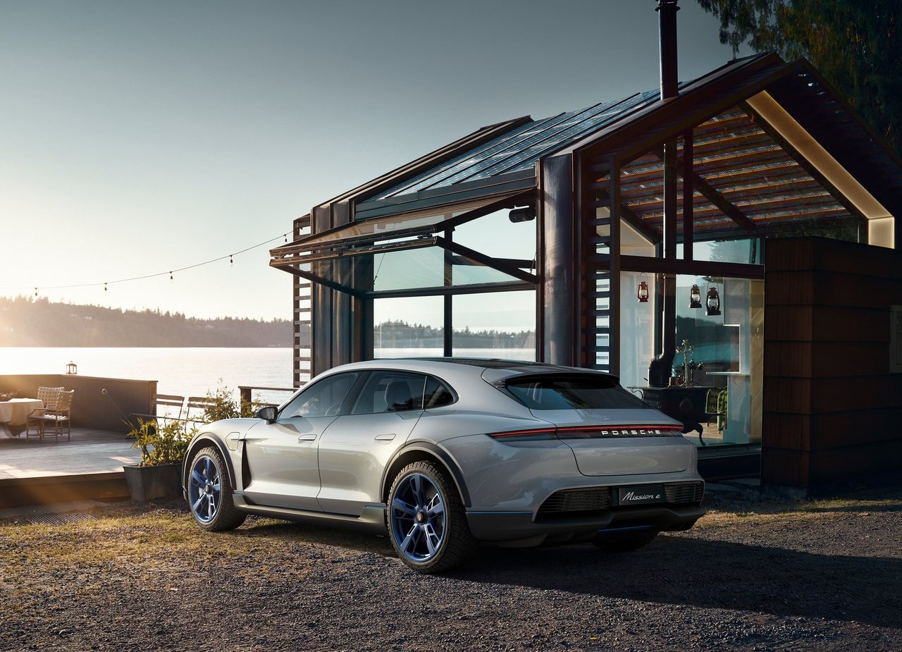 2018 - PORSCHE MISSION E CROSS TURISMO CONCEPT, foto 12