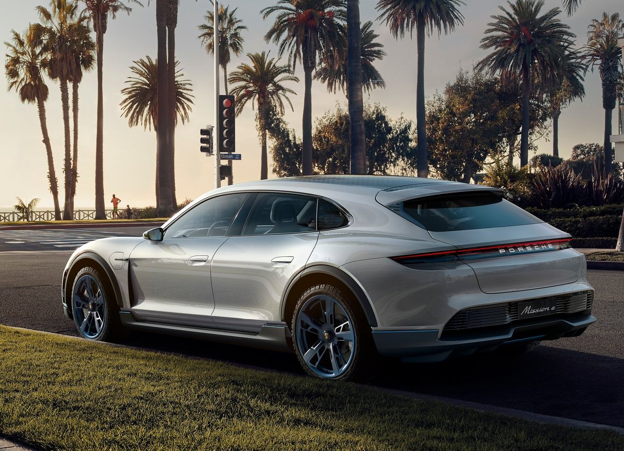 2018 - PORSCHE MISSION E CROSS TURISMO CONCEPT, foto 14